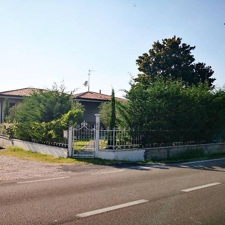 Casa Bella Guest House Ponti sul Mincio Exterior photo